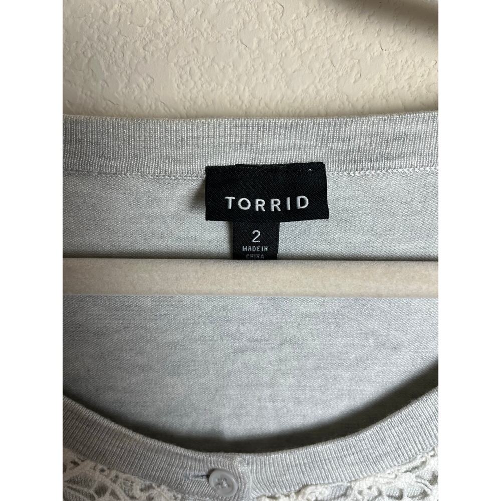 Torrid | Women's Plus Size 2, Sweater w/ Lace Cardigan Gray - Picture 3 of 4